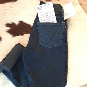 Levi’s x Lily Aldridge Limited Edition Jeans